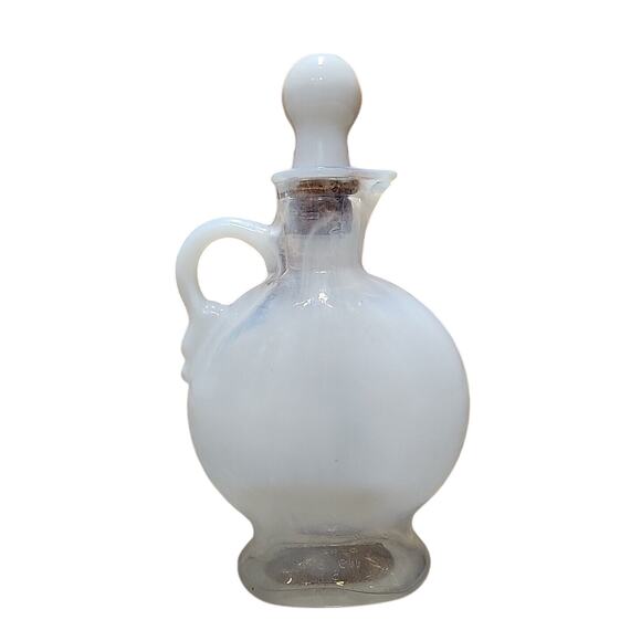 Vintage Milk Glass Jim Beam Whiskey Liquor Bottle Decanter W/ Stopper 1957 D344 - Picture 2 of 10